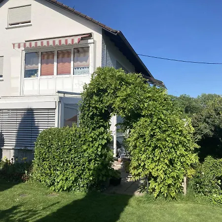 Schoene 80Qm Ferienwohnung In Ruhiger Lage Friedrichshafen Exterior photo