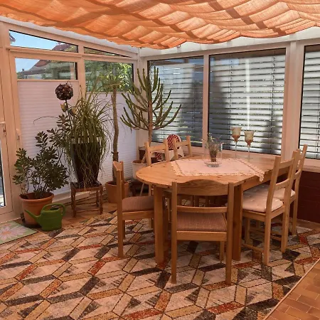Schoene 80Qm Ferienwohnung In Ruhiger Lage Friedrichshafen Exterior photo