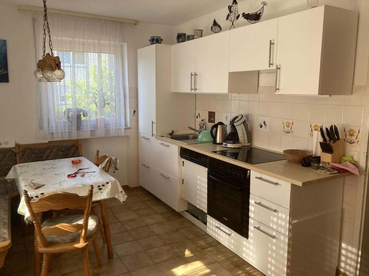 Schoene 80qm In Ruhiger Lage Apartment
